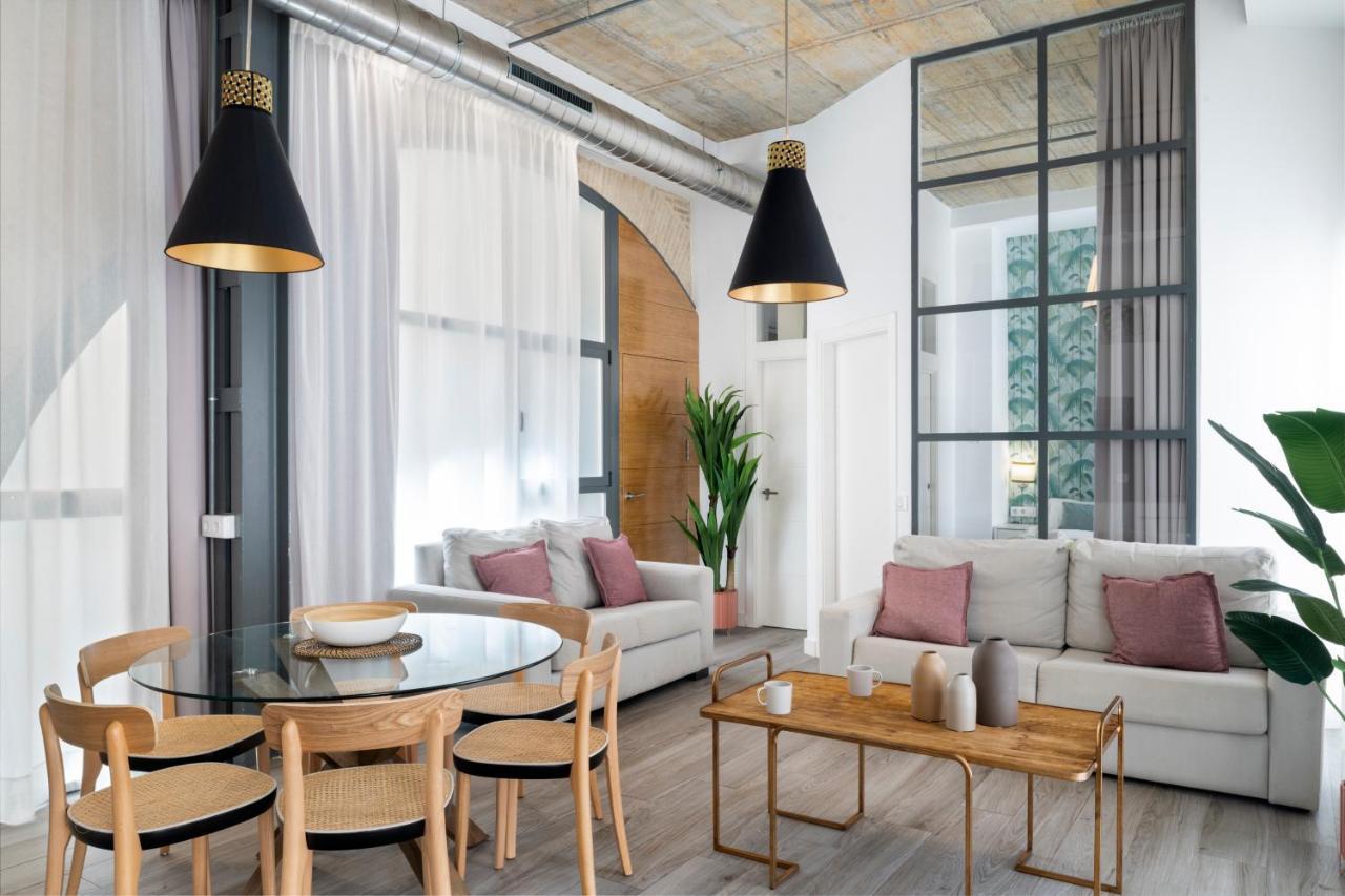 Suites Maestranza - Herreria By Magno Apartments เซบีญา ภายนอก รูปภาพ