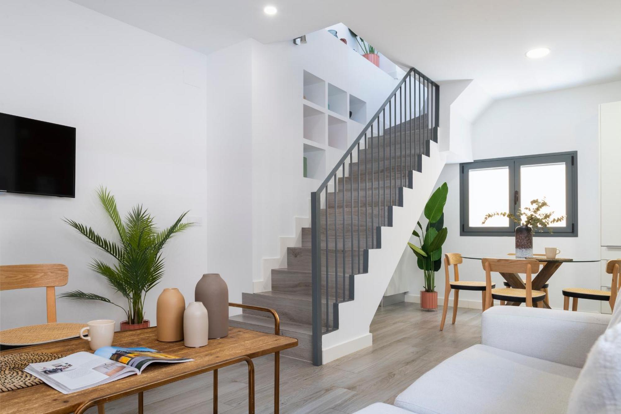 Suites Maestranza - Herreria By Magno Apartments เซบีญา ภายนอก รูปภาพ